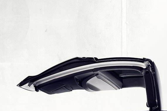 特斯拉全系车型亮相深港澳国际车展