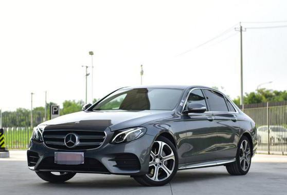 奔驰E级跟捷豹XFL谁最豪？你老板是这车吗？