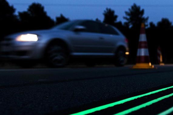 能发光还能给电动车充电？智能公路还有多远