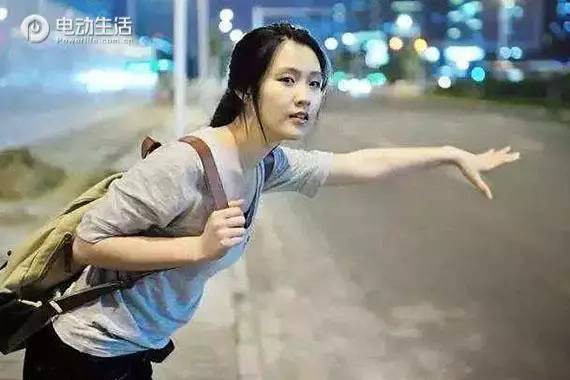 高端网约车新贵 北汽EH300透着