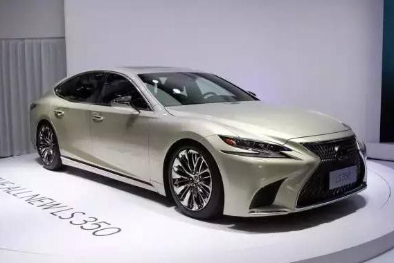 雷克萨斯两款重磅车型亮相深港澳 LS 350全球首发