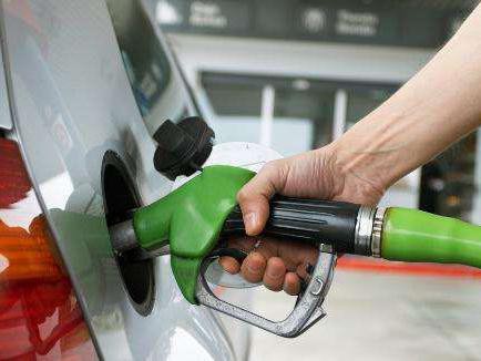 车主注意了，这几种加油技巧，一个月能省下好几百