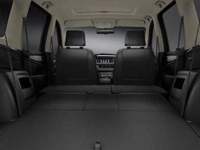 7座车安全性能如何？或许它的实用性更侧重于放行李