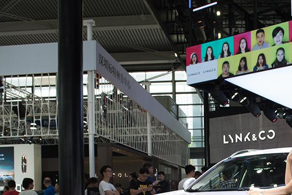 这6款车型极度热门，妹子用“尺度”帮你做对比！