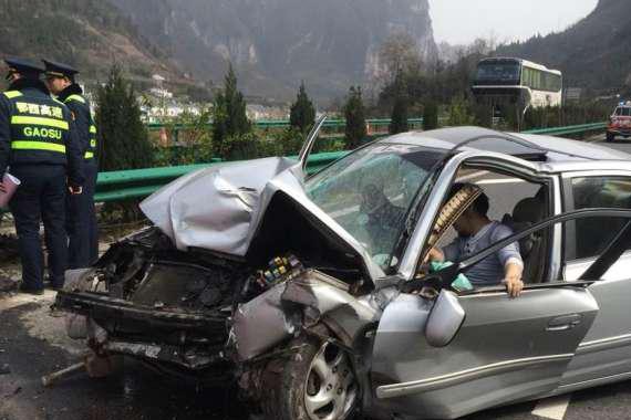 铁皮薄就不安全? 日系安全性不比德系差, 或超越德系