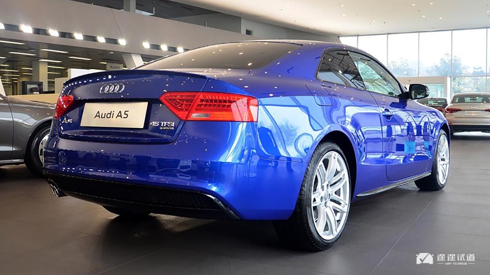 撩妹小能手 奔驰C Coupe\/宝马4系\/奥迪A5