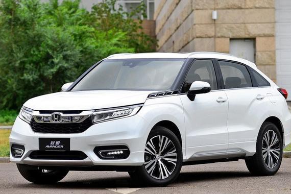 30万入手SUV，选舒适城市风还是强悍越野风？