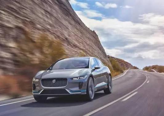 捷豹紧凑级SUV并不是一个玩笑，因为这块蛋糕不小