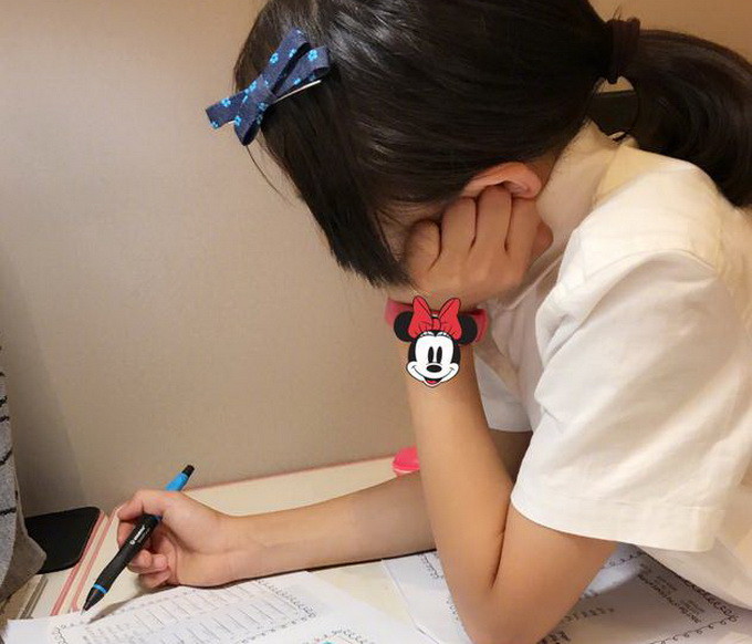 田亮曬森碟學習照 網友調侃:別打擾森碟自己一邊去玩