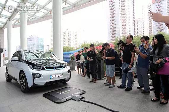 电动车充电麻烦 无线充电技术解决难题