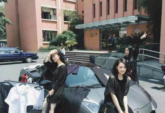想撩女大学生？先看看配不配得起她们的座驾