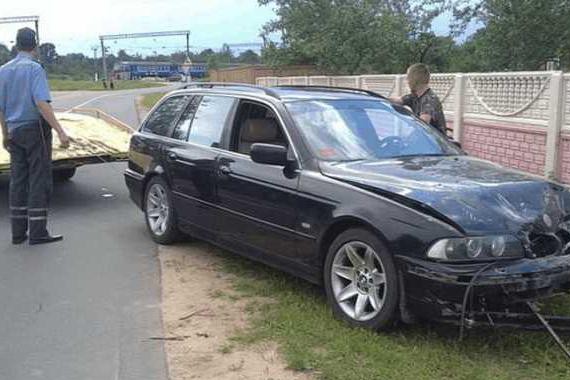 车主将宝马送去洗车店洗车, 不料店员给了他一个惊喜