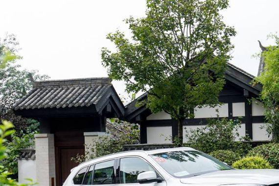 8万买辆豪华车 内饰媲美宝马 三款热门SUV推荐