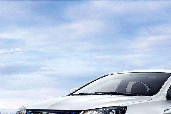 草原天路趴趴趴：同是EV300，帝豪险胜比亚迪