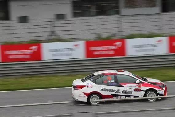 买菜车也可以下赛道，你家那台上榜了吗？