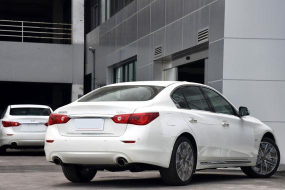 不懂车的说它是奇瑞，懂车的说它是奔驰