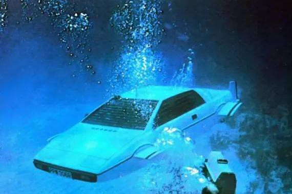 特斯拉要造潜水汽车！007里的科幻座驾要变现实？