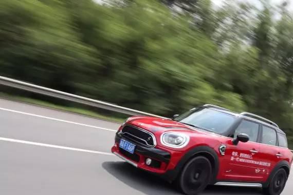 史上最大的MINI 车身更长 底盘更高 1.5T和2.0T