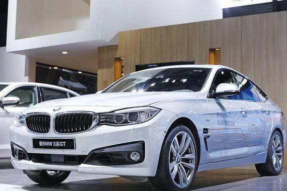 再过几年，宝马车主可以一边开车，一边睡大觉