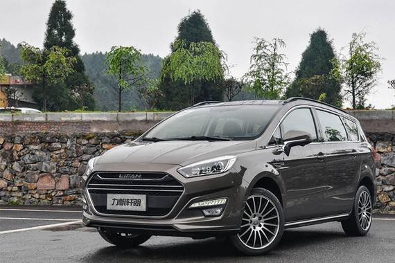 6.98万起，10万内唯一有“8AT”自动挡的7座车上市