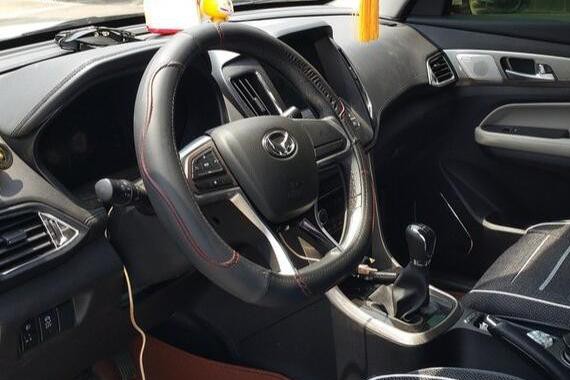 性价比颜值非常高的一辆国产车，雷克萨斯前脸，爱吗