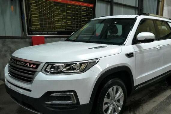 国产车内终于出了一款与哈佛H9竞争的大型越野SUV