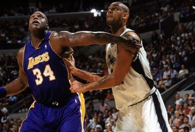 巅峰邓肯有多强？奥尼尔外，NBA就他俩能压制住邓肯