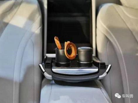 奔驰把茶道搬进车里不只是装个茶壶两个杯子这么简单