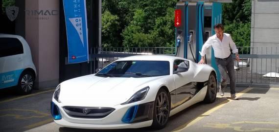 百公里加速为2.5s 这台超跑真的是中国品牌！