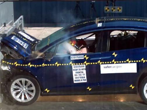 特斯拉Model X获NHTSA测试5星评级