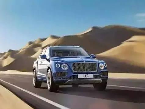 劳斯莱斯首款SUV现身，V12+四驱，价格是添越的4倍