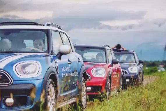 为了把玩新一代MINICOUNTRYMAN 我跑到了千里之外