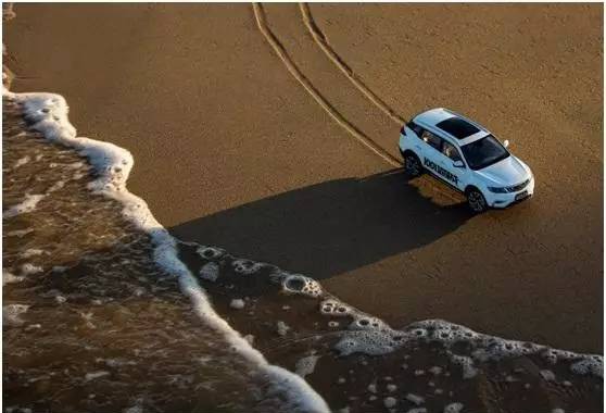 总给人惊喜　100°C温差挑战后下一步你猜不透