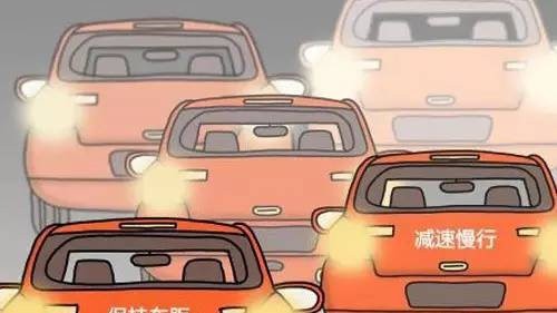 不是要命就要钱！街头碰到这9种车，千万别跟太近！