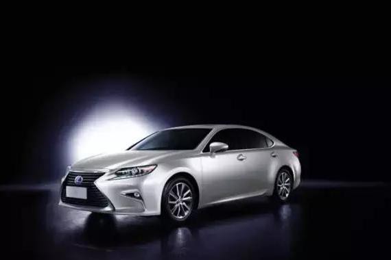 父亲节却要讨好丈母娘，安全性能高还要日系？