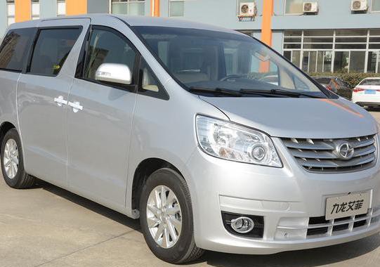 国产最豪华MPV，堪比埃尔法却卖15万元