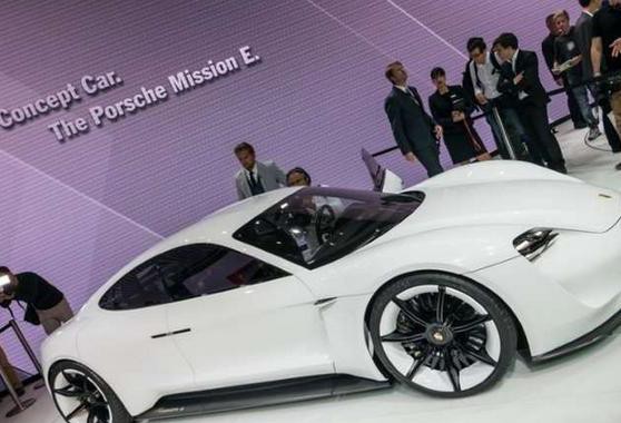 保时捷 2020年在日本 PHEV 、EV市场占比要超过10%