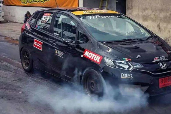 本田刚刚发布了全新飞度官图