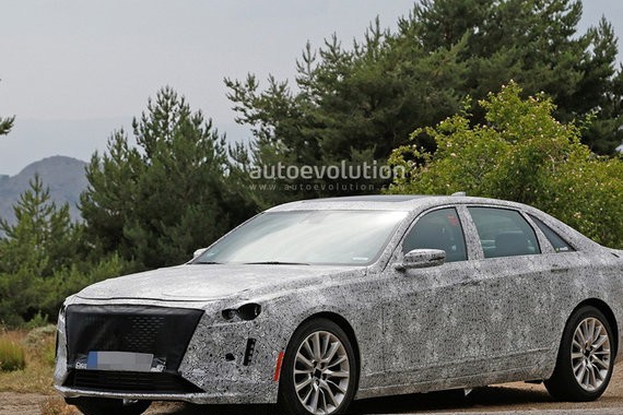 凯迪拉克新款CT6谍照曝光 或推出性能版