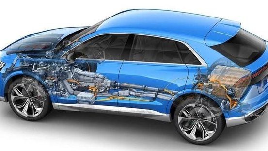 30万，买入门A4还是买顶配迈腾？