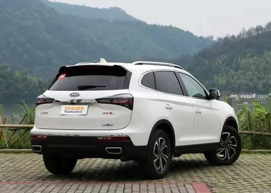 9.78万起售，江淮瑞风S7又大又便宜