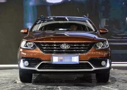 宝骏310W遭遇强敌，颜值不输蔚领，不到10万必火