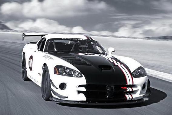 这款车全亚洲仅一辆，车主居然用来出租，3万一天！