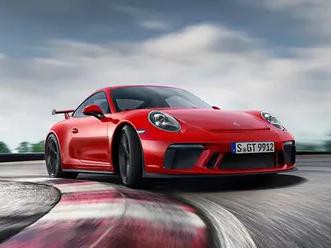 用后轮也能转向？保时捷这种操作，一开始我也不信