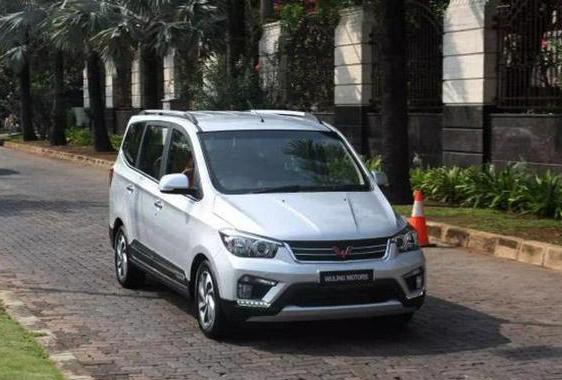 五菱风靡东南亚了！神车海外兄弟诞生，碾压海外市场