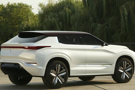 颜值完胜X5，一箱油随便跑千公里，何必还买汉兰达