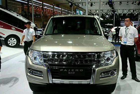 丰田蛮横，硬派SUV一代经典，就这样和年代脱轨了！