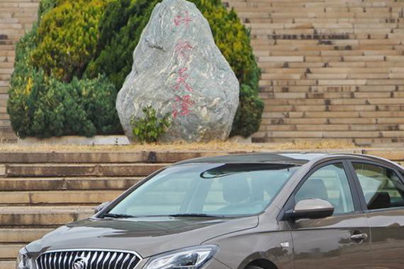 省油、大空间还便宜，换我也选这些热销合资轿车！