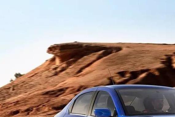 “凤尾”英朗和“鸡头”爱丽舍，该怎么选？