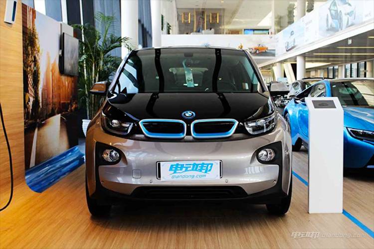 不到30万就能买宝马！BMW i3升级款购车指南